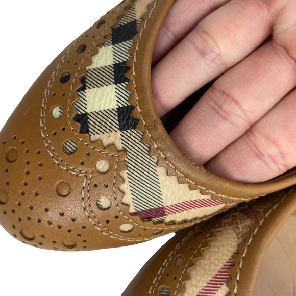 Burberry Haymarket Brogue Nova Check Ballet Flats Tudor Brown Size 37.5 - Picture 9 of 9